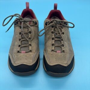 Teva Women's Gore-Tex Low Hiking Shoe Shoc Pad Tan and Gray 10